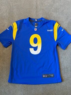 Nike NFL Los Angeles Rams Matthew Stafford Jersey 
Youth/Kids Boys Size L